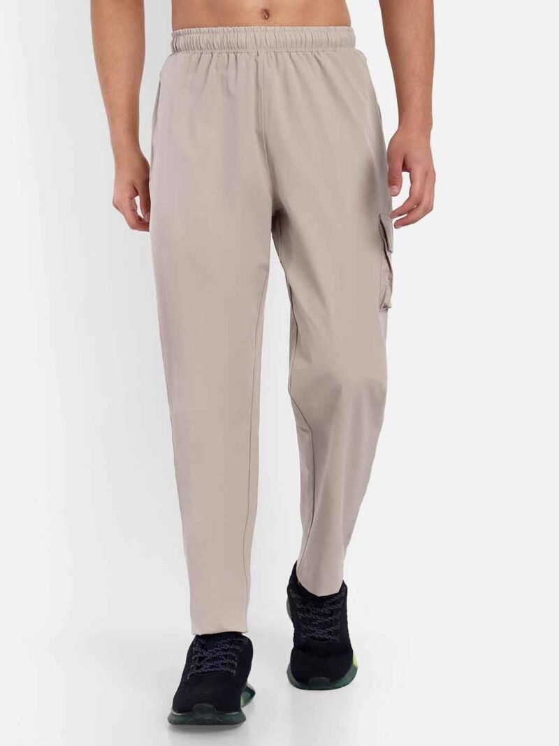 Men Oversize Trackpant - Image 5