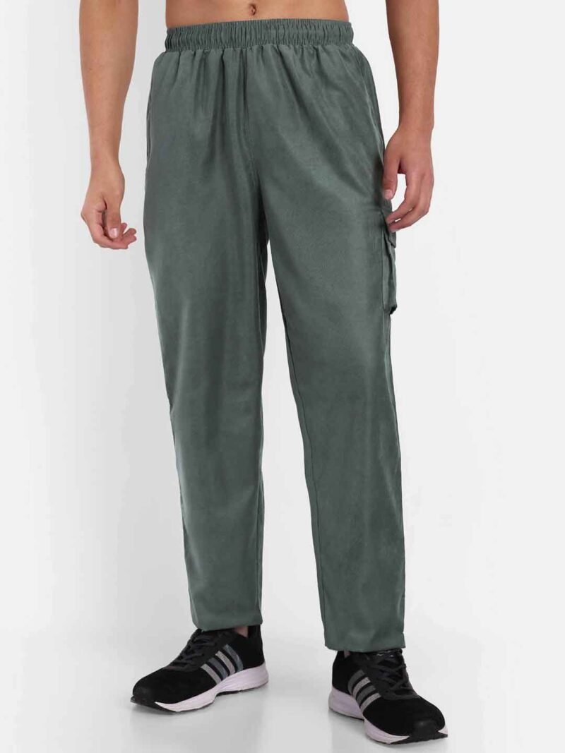 Men Oversize Trackpant - Image 6