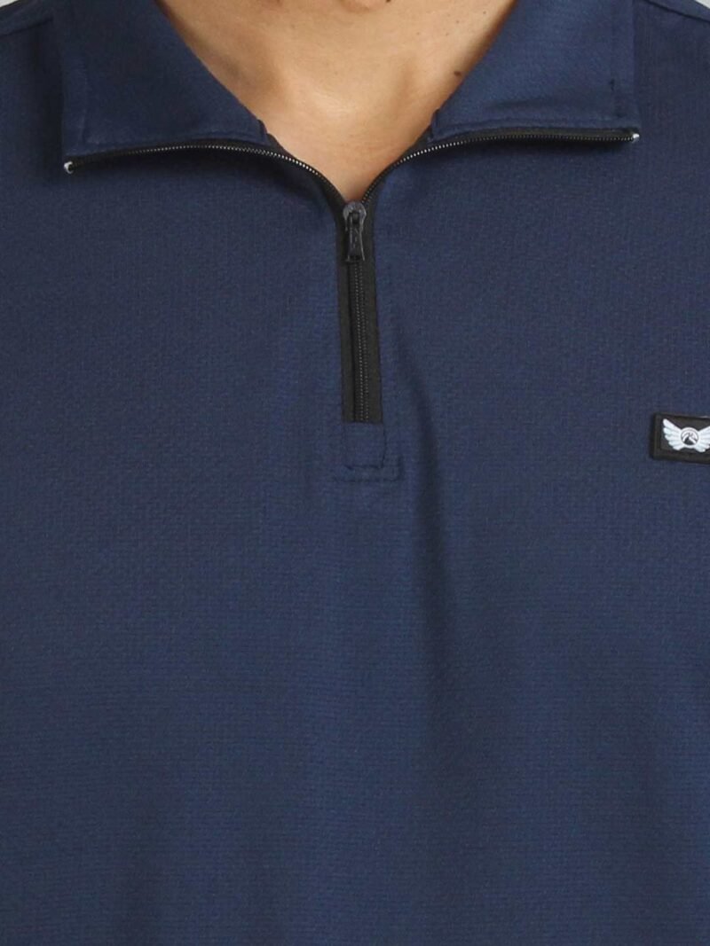 Men Blue Henley Neck Applique T-shirt - Image 5