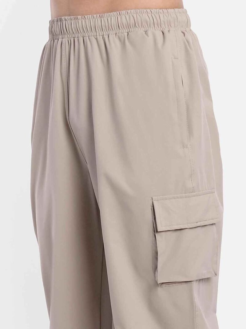 Men Oversize Trackpant - Image 2