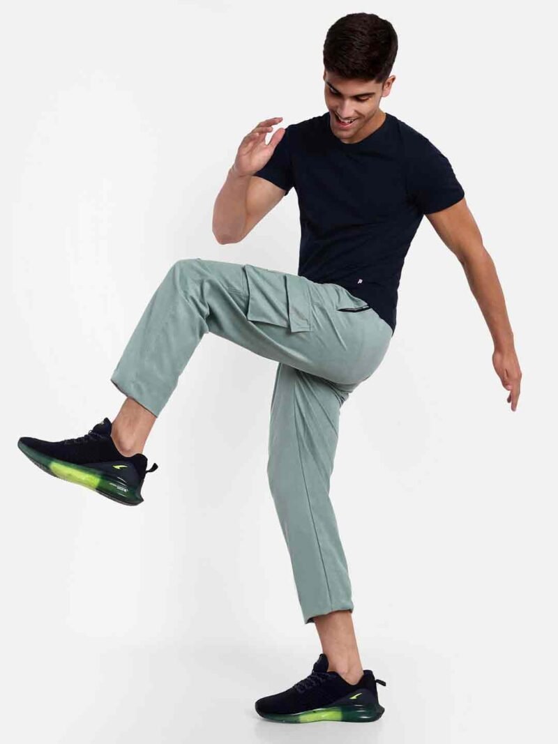 Men Oversize Trackpant - Image 3